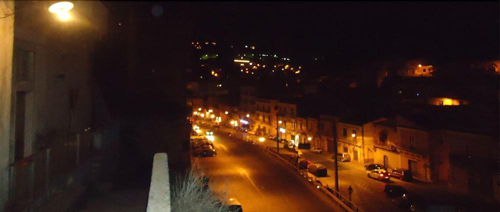 Pineta Monserrato Modica Bagian luar foto