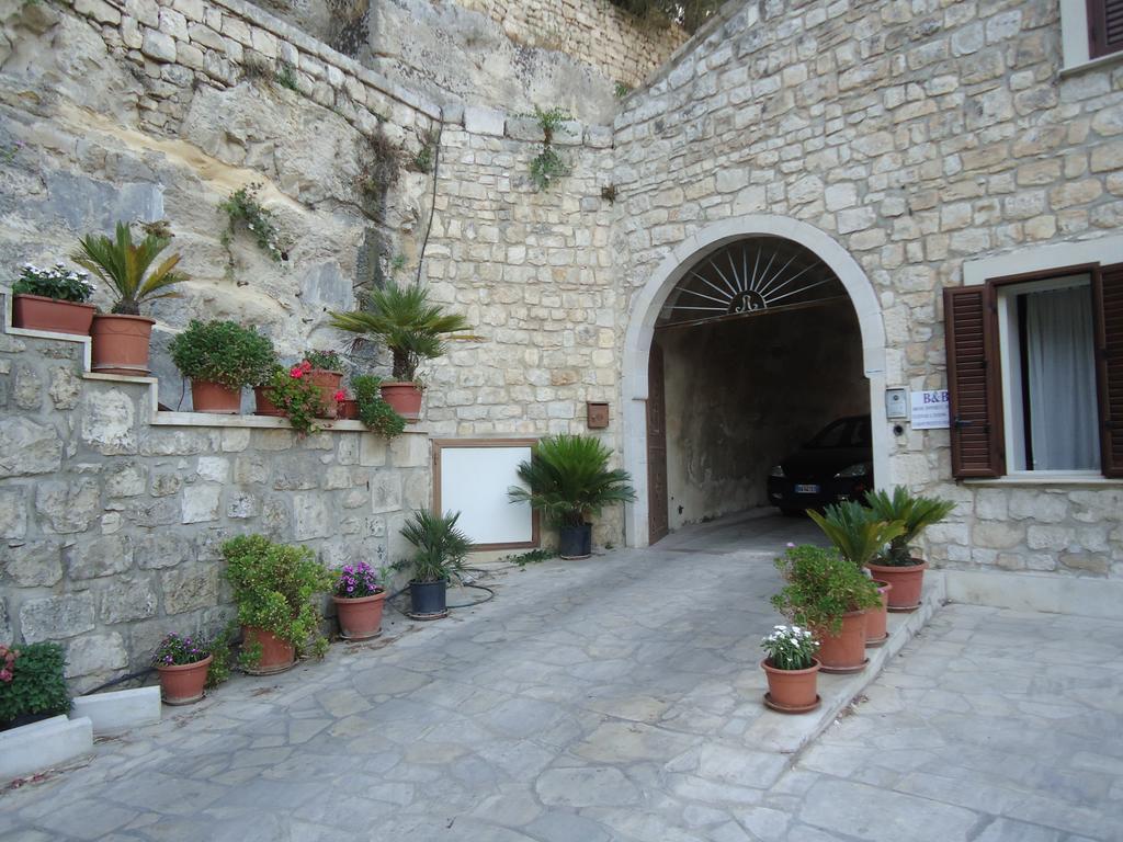 Pineta Monserrato Modica Bagian luar foto